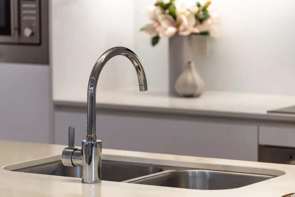 Chậu rửa bát inox lắp âm bàn đá hiện đại 2026