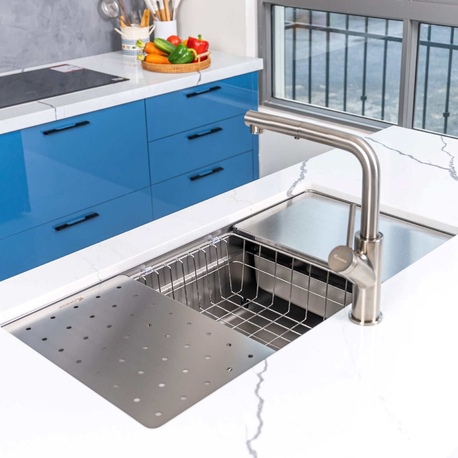 Chậu rửa bát chống xước Konox Dekor 7644SU tặng kèm vòi dây rút - Ảnh 5