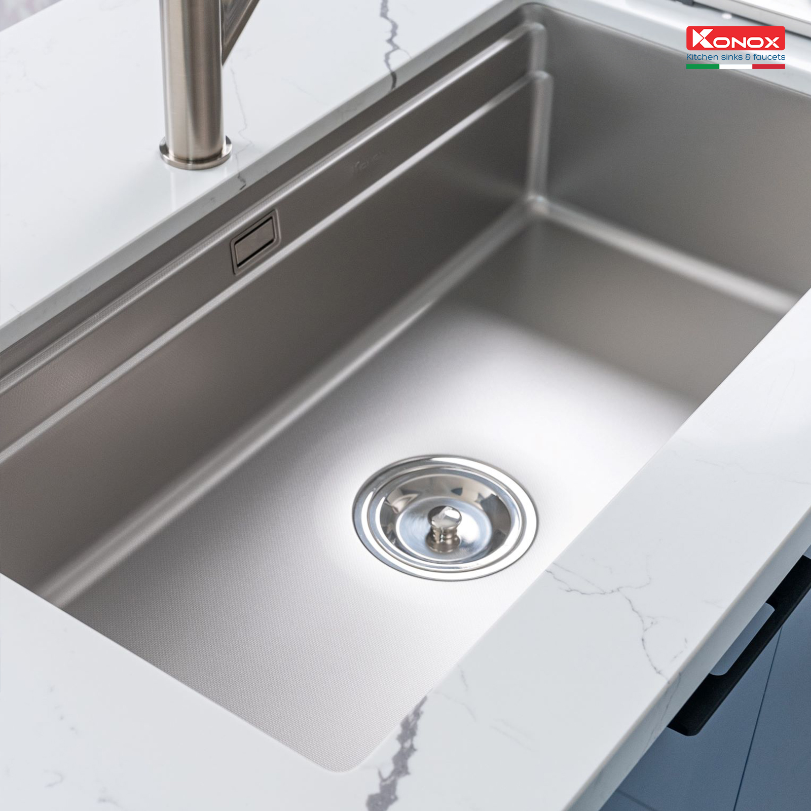 Chậu rửa bát chống xước Konox Dekor 7644SU tặng kèm vòi dây rút - Ảnh 3