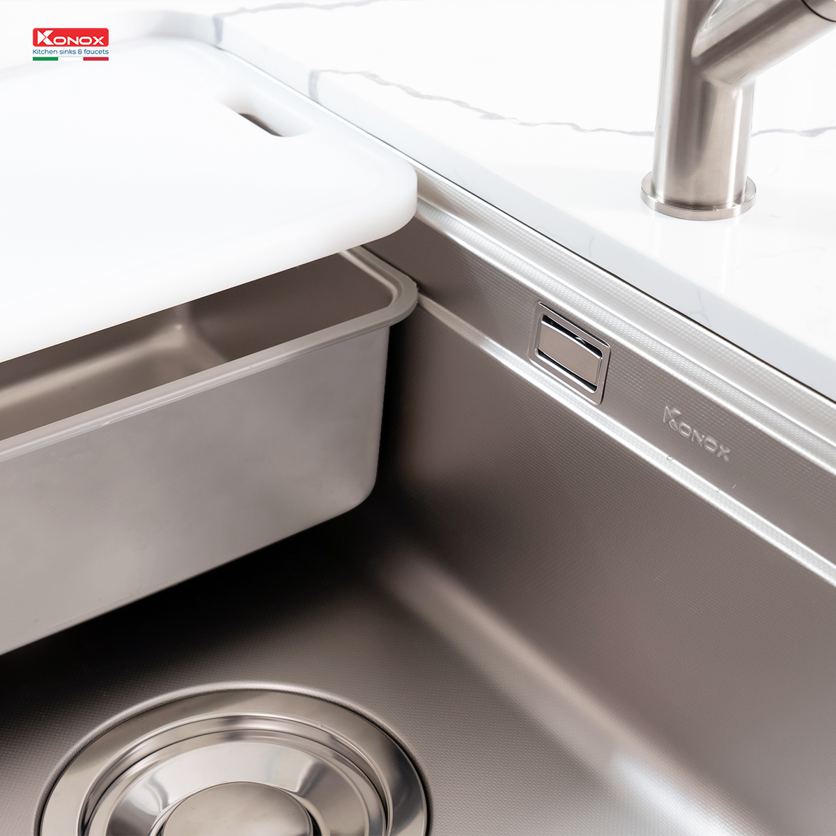 Chậu rửa bát chống xước Workstation Sink Dekor 8347SU - Ảnh 2